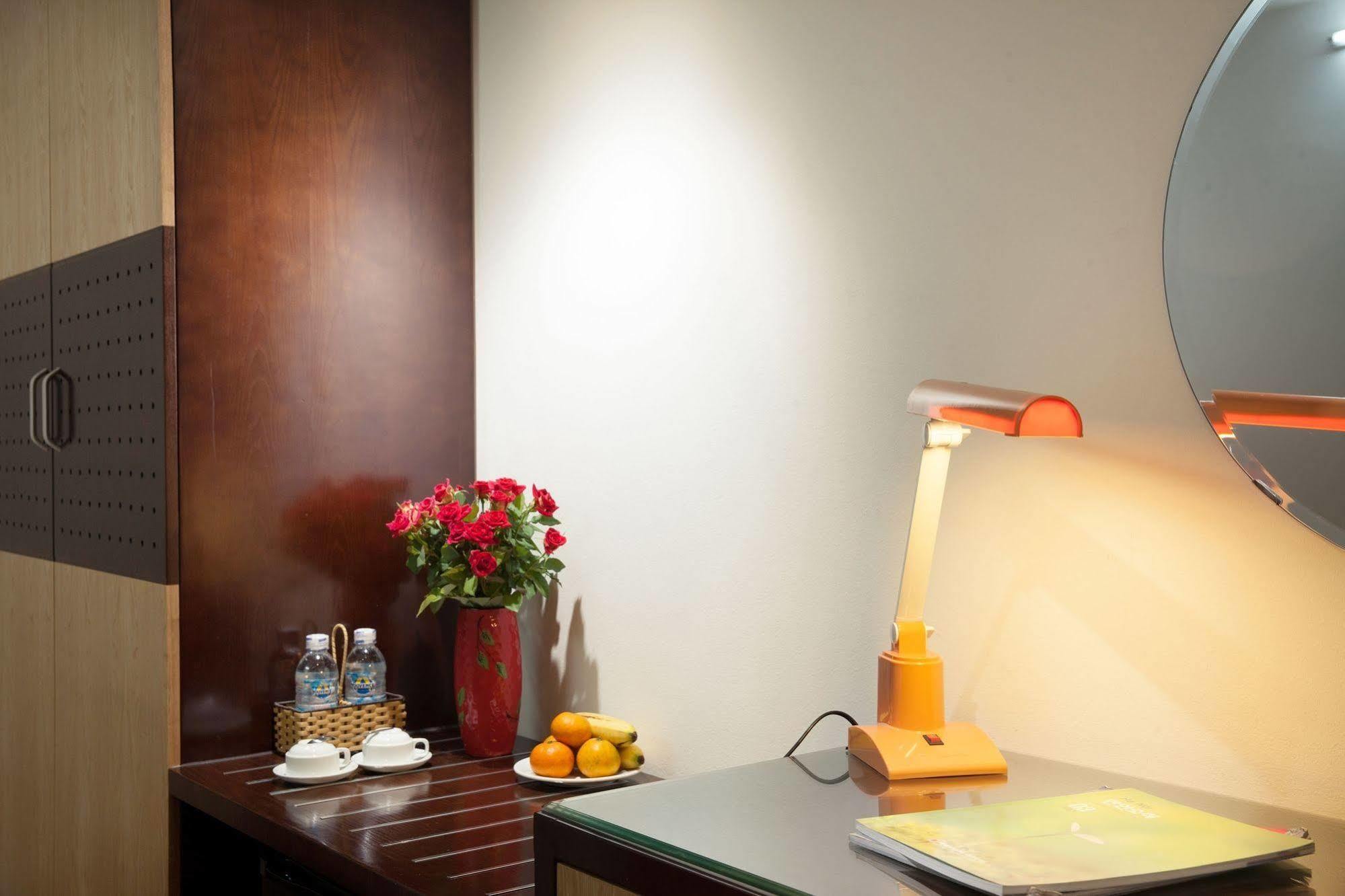 Tu Sakura Hotel Hanoi Dış mekan fotoğraf